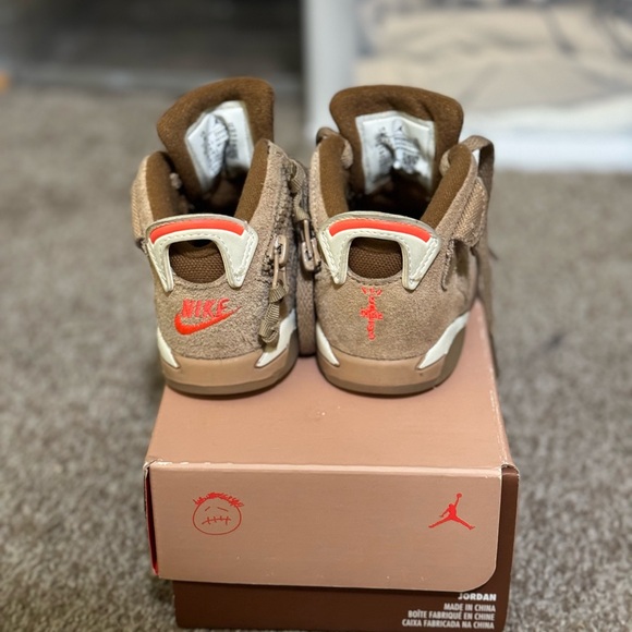 SOLD - Picture 5 of 6